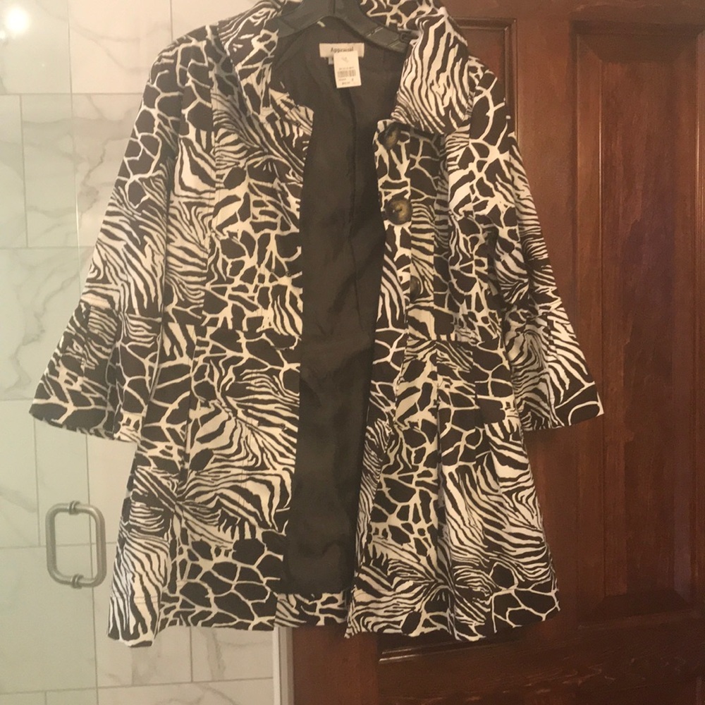 New jacket! Brown and white!